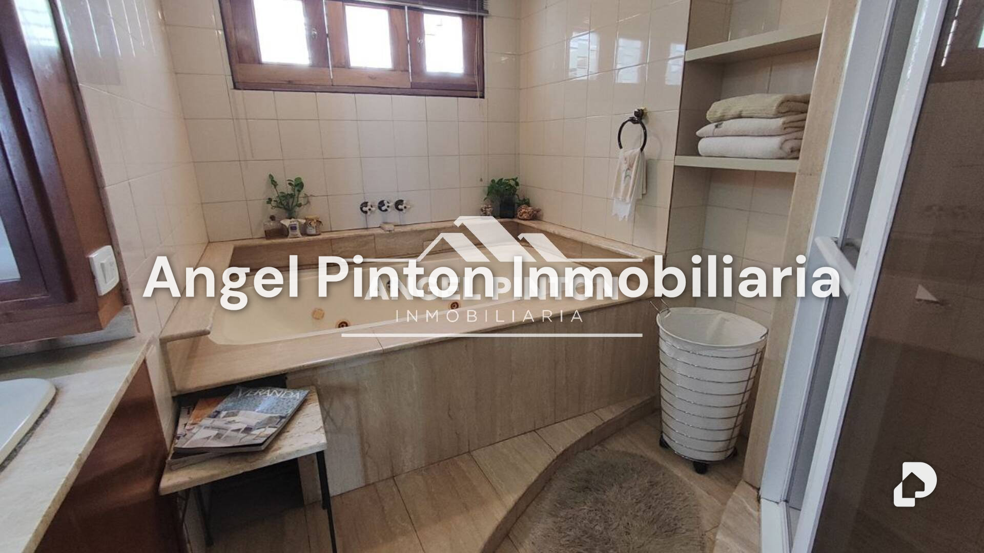 Casa en Avenida El Milagro, Maracaibo – 20