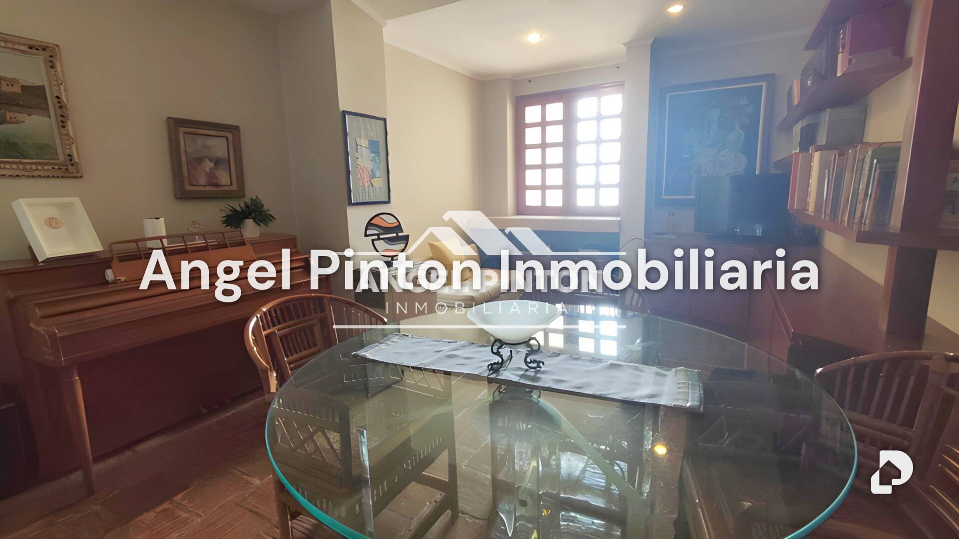 Casa en Avenida El Milagro, Maracaibo – 25