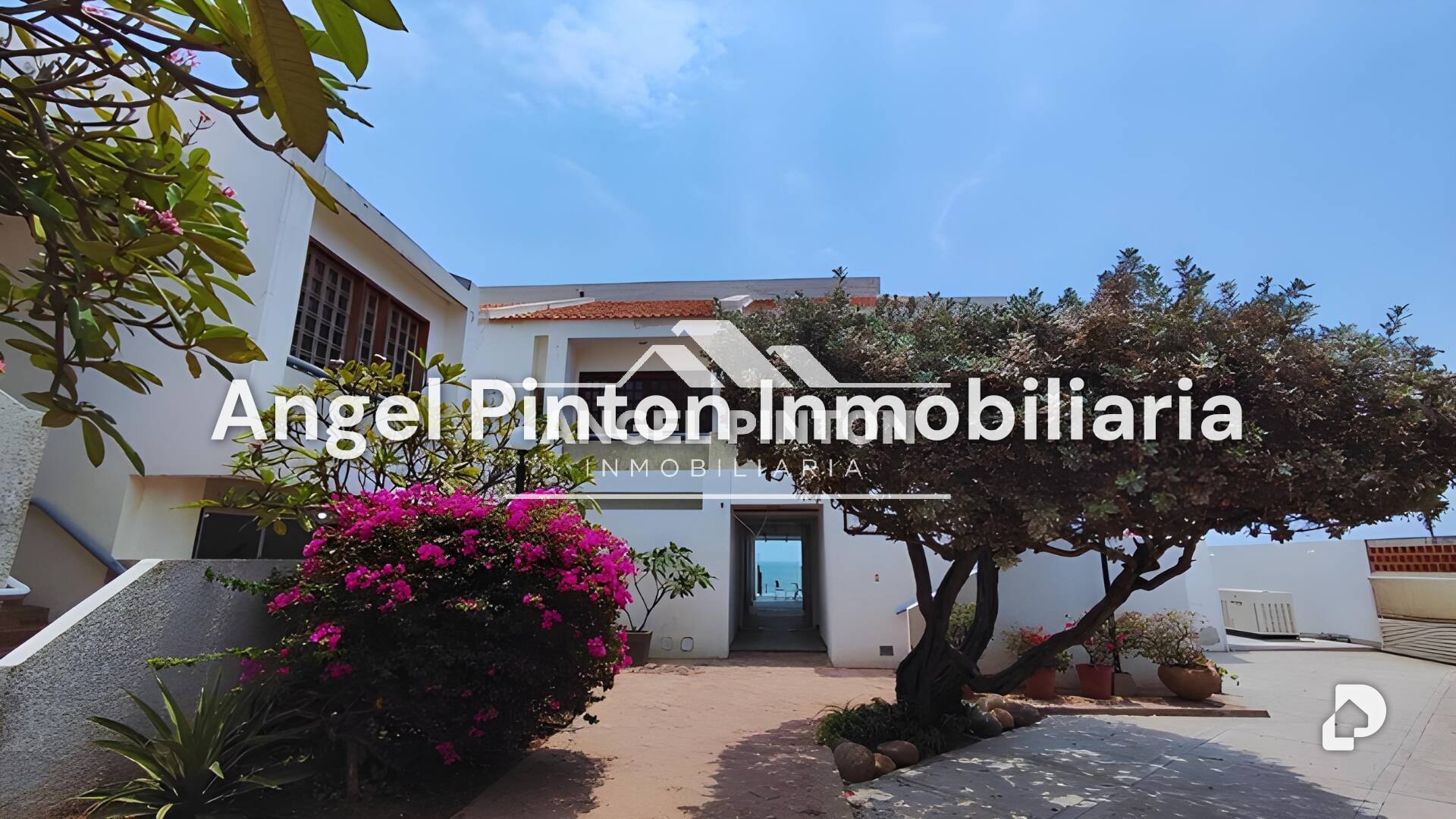 Casa en Avenida El Milagro, Maracaibo – 1