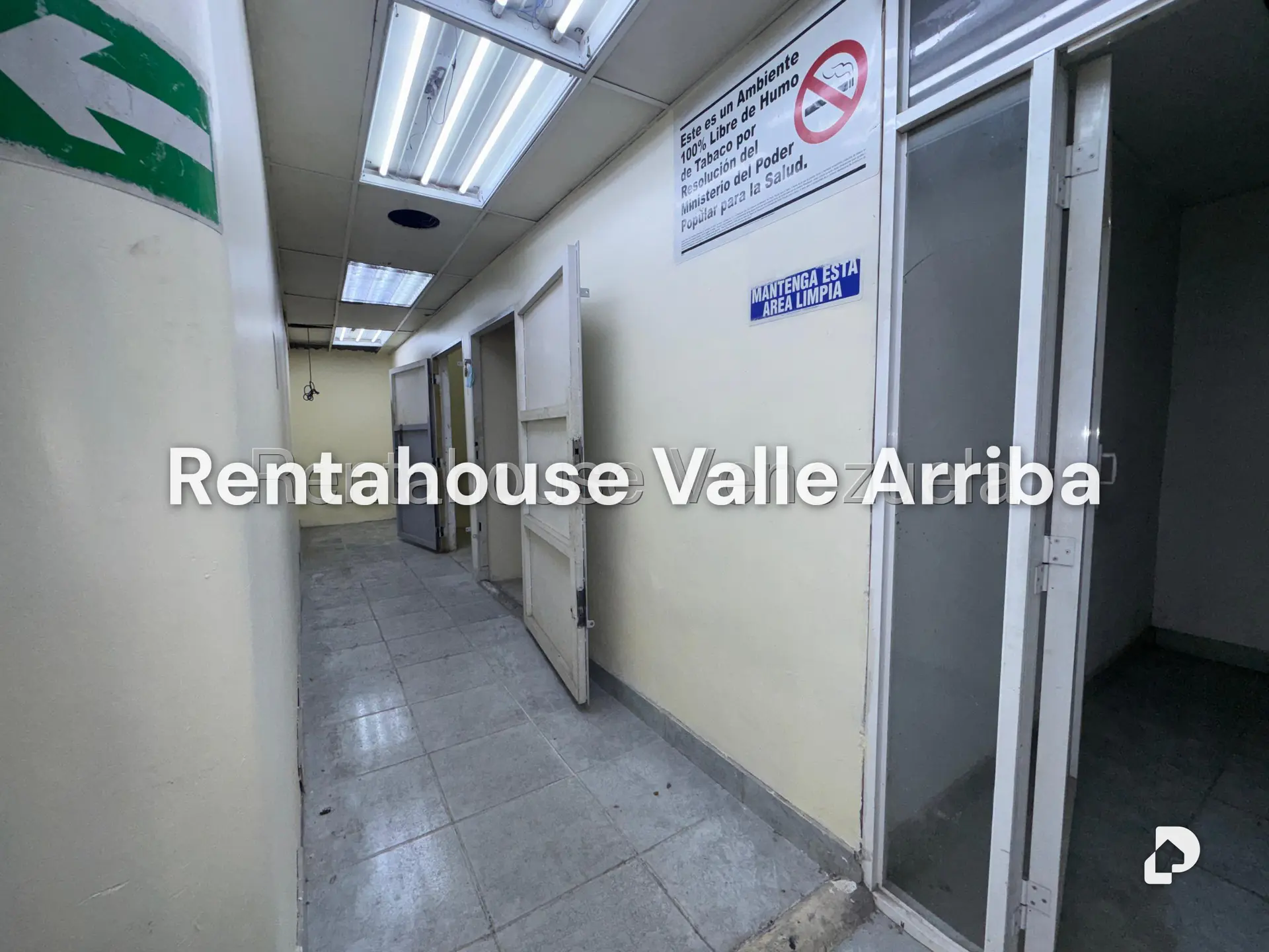 Local comercial en Catia, Caracas – 12