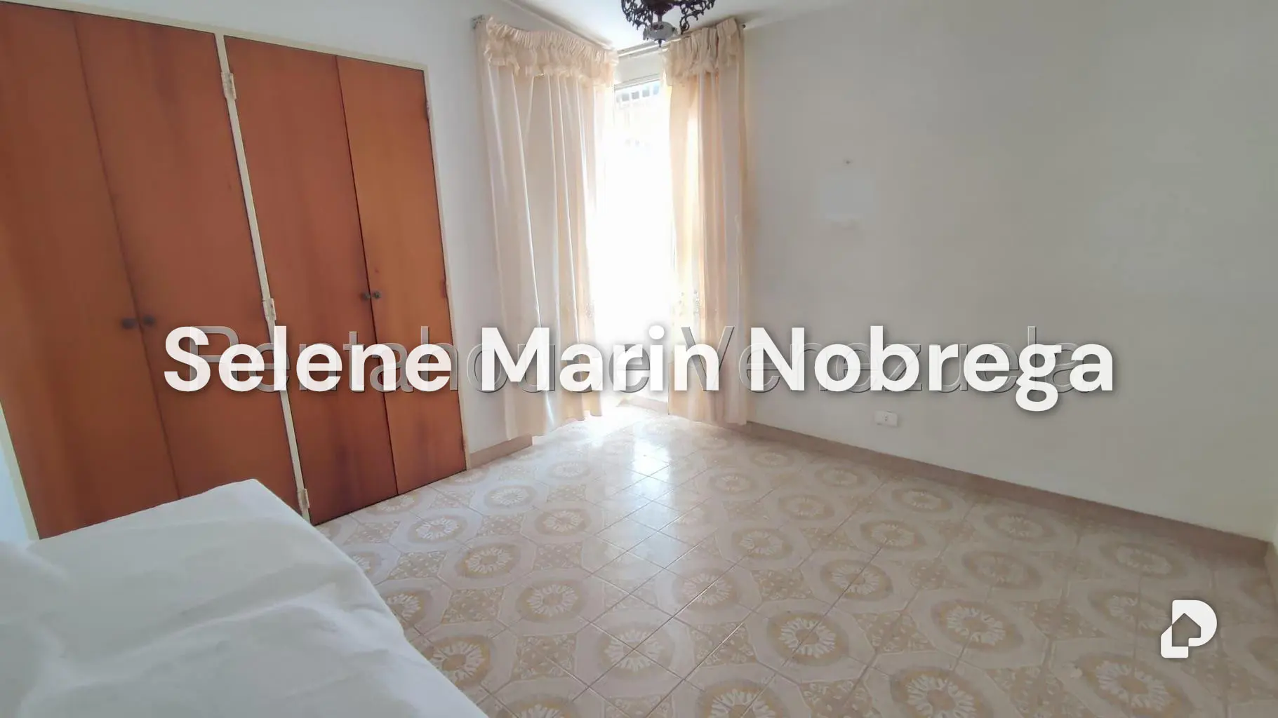 Casa en Alto Prado, Caracas – 27
