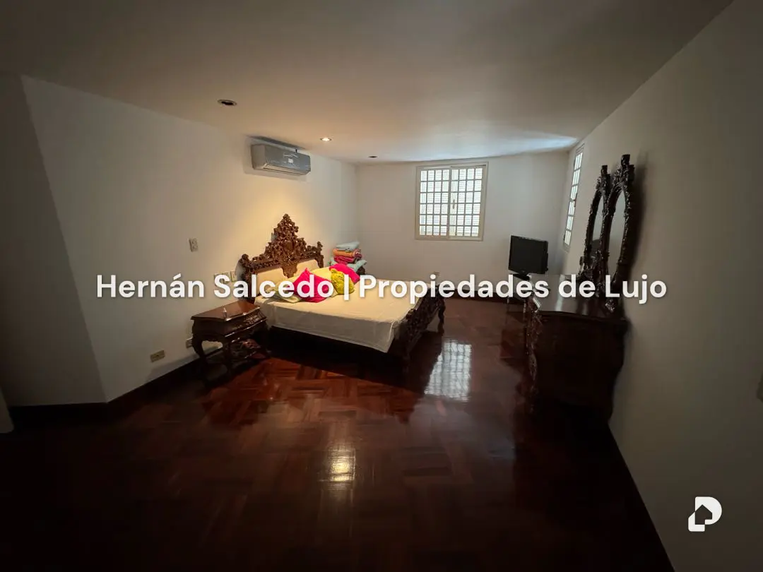 Casa en La Castellana, Caracas – 10
