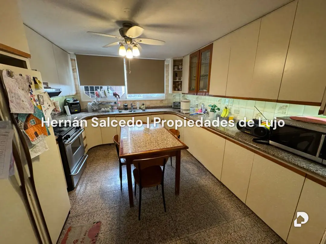 Casa en La Castellana, Caracas – 19