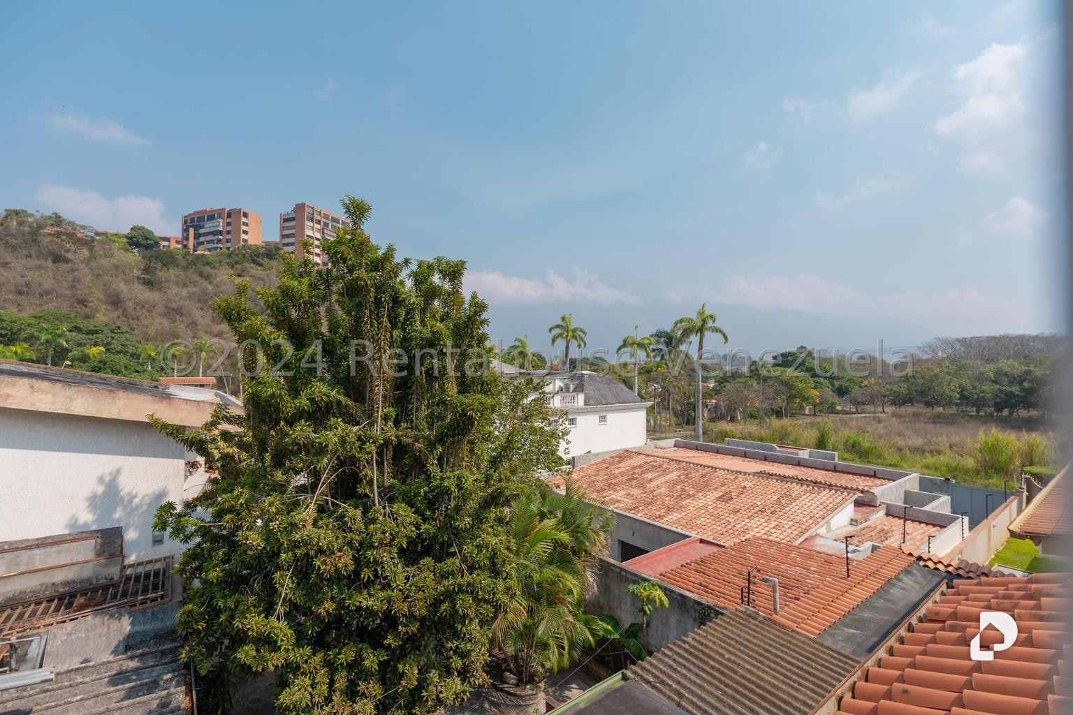Casa en Macaracuay, Caracas – 19