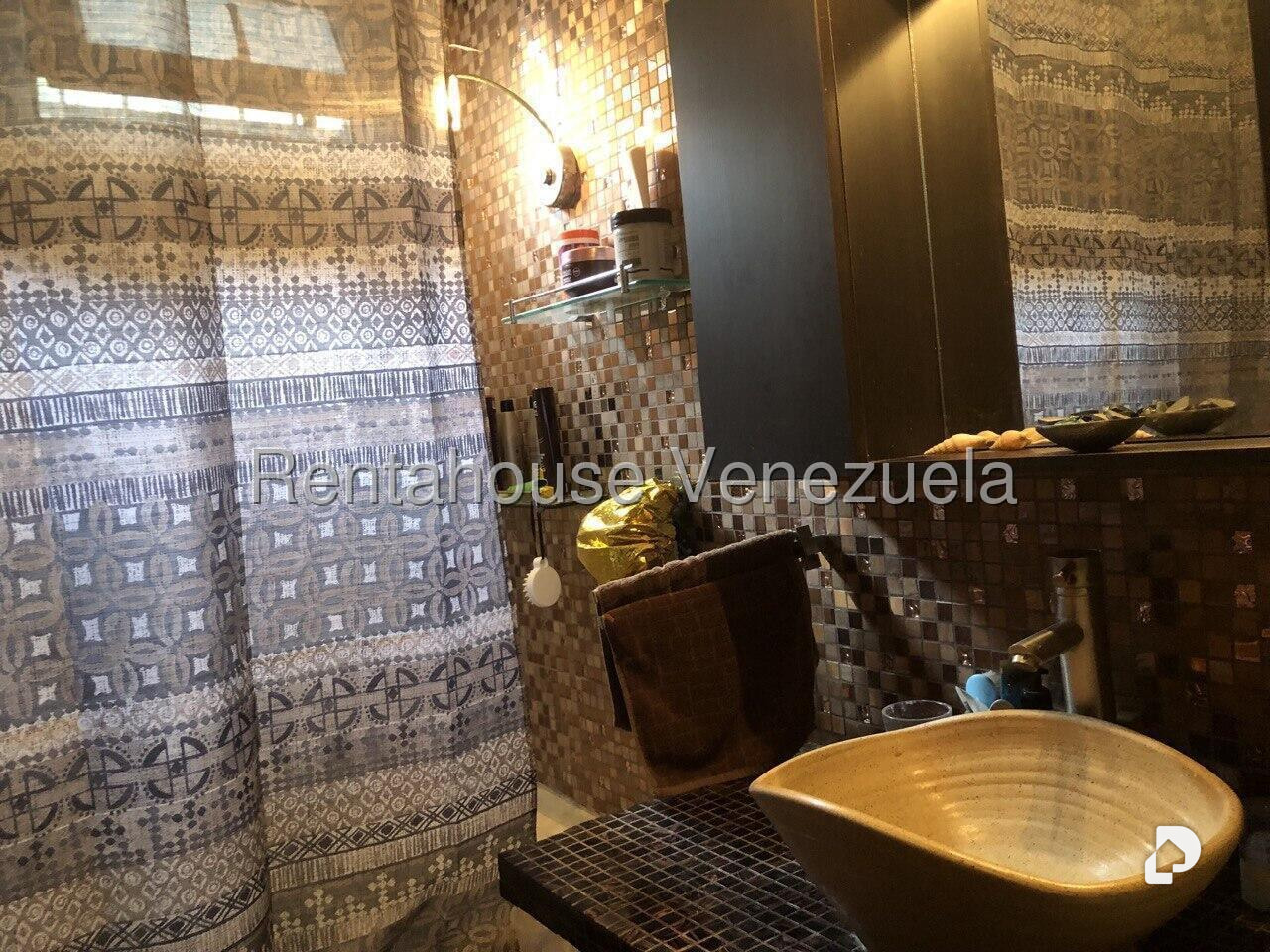 Casa en El Llanito, Caracas – 16