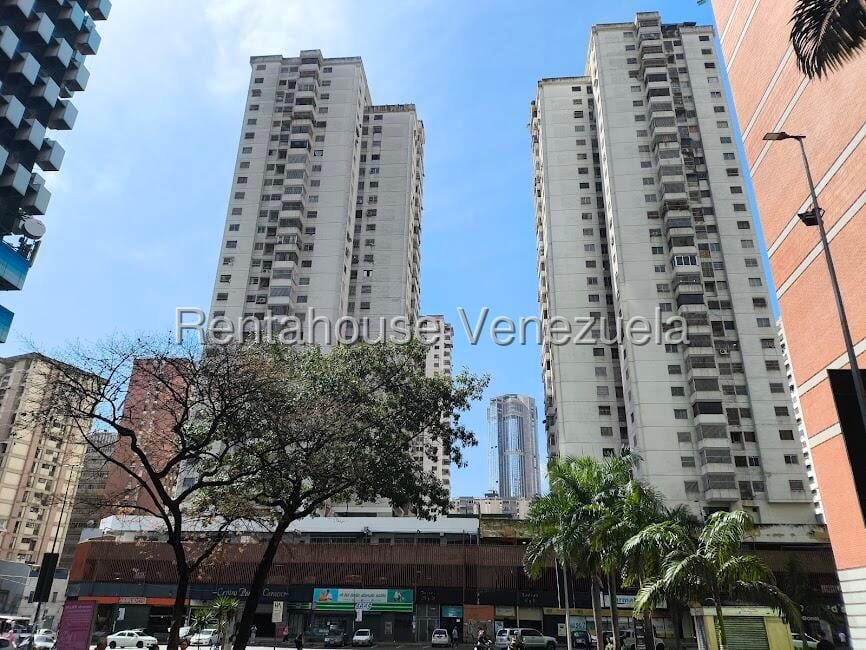 Apartamento en Parroquia La Candelaria, Caracas - 1