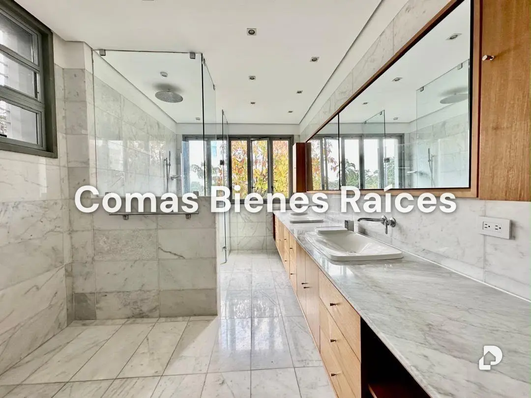 Casa en Altamira, Caracas – 10