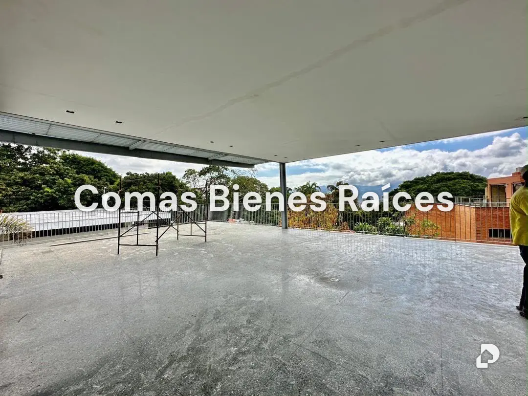 Casa en Altamira, Caracas – 9