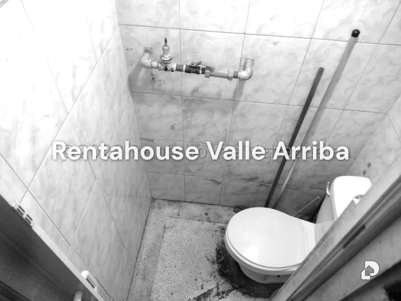 Local comercial en Las Acacias, Caracas – 12