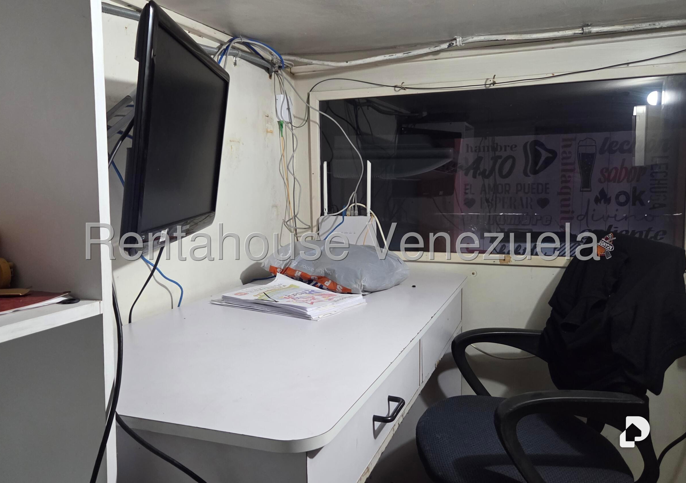 Local comercial en Parroquia La Candelaria, Caracas – 6