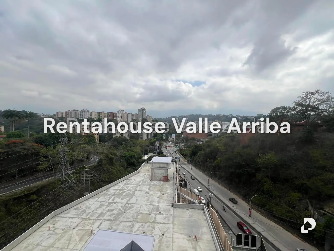 Local comercial en Cerro Verde, Caracas – 21