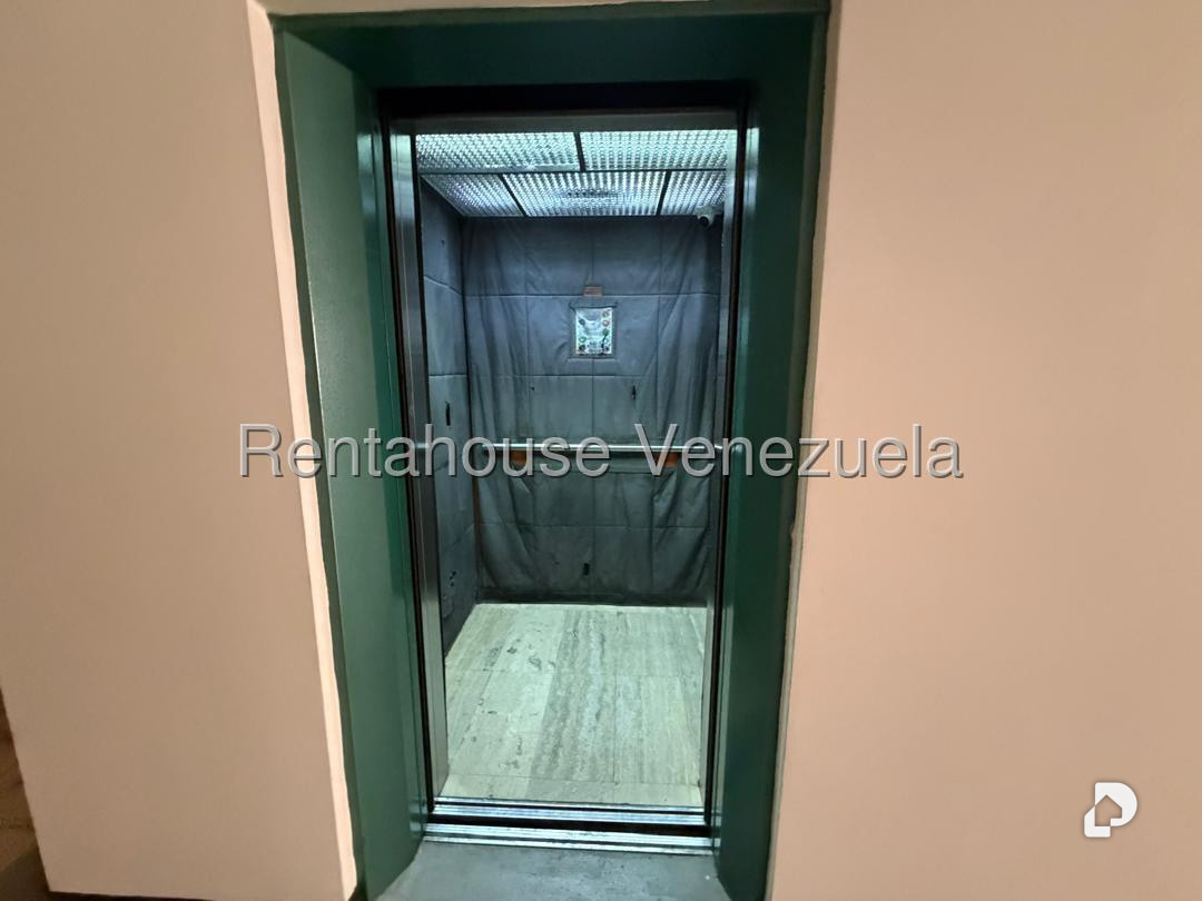 Apartamento en Boleíta Norte, Caracas – 17