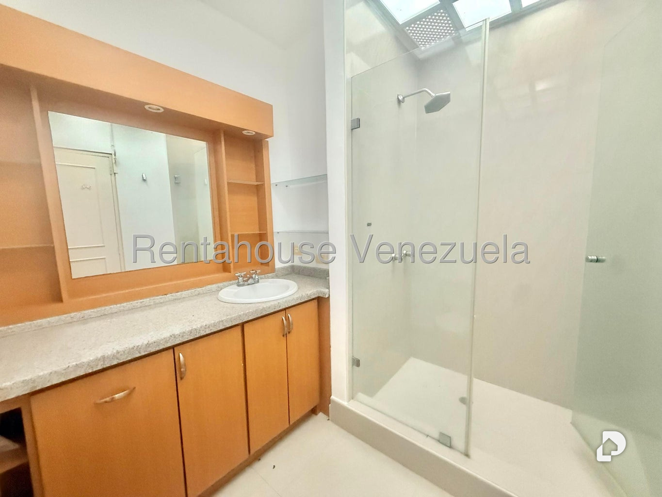 Casa en La Lagunita Country Club, Caracas – 19