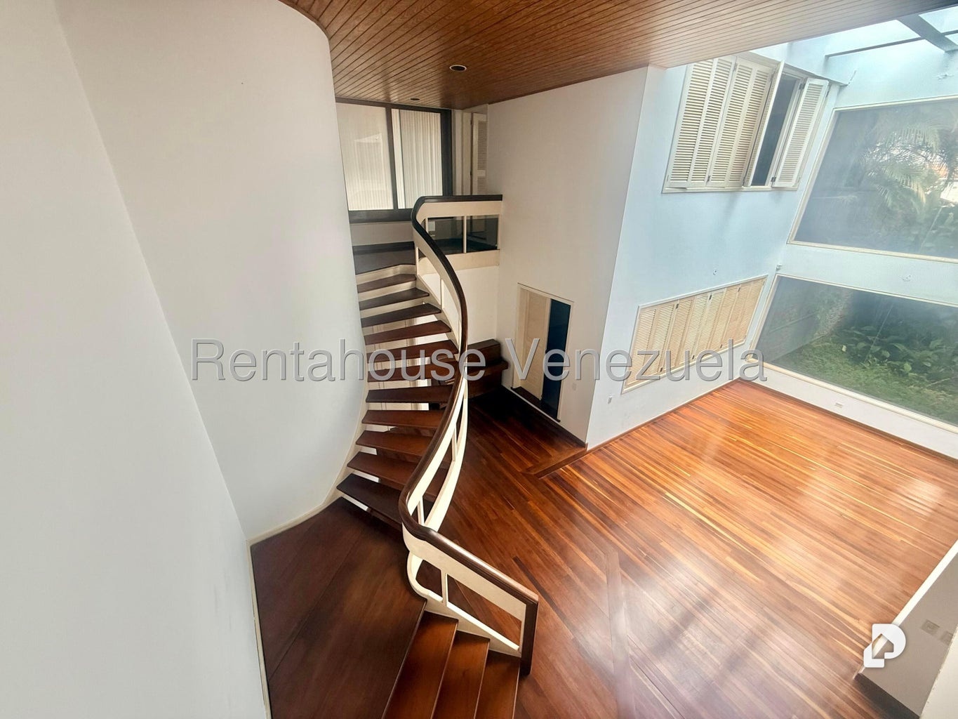 Casa en La Lagunita Country Club, Caracas – 24