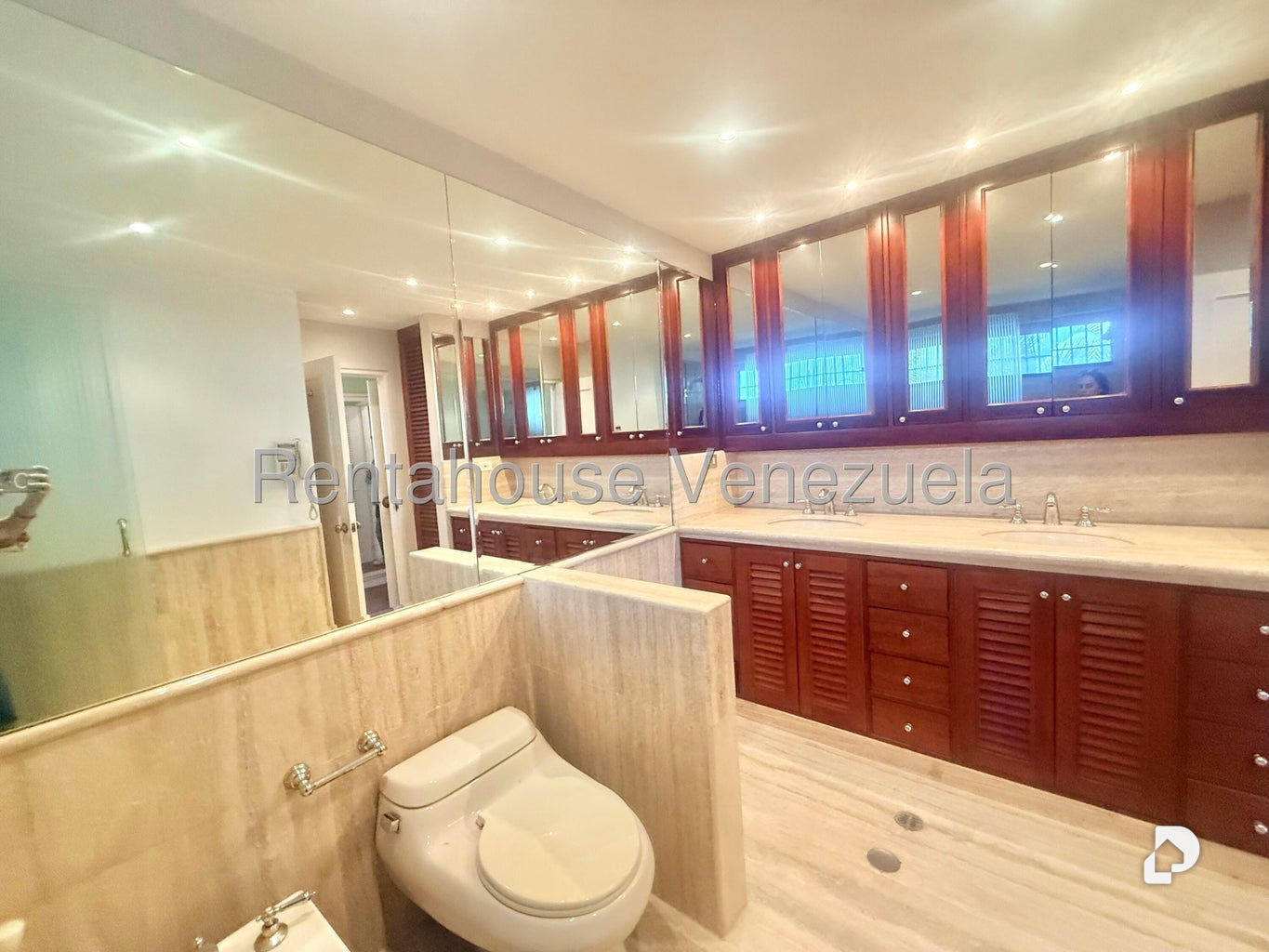 Casa en La Lagunita Country Club, Caracas – 15