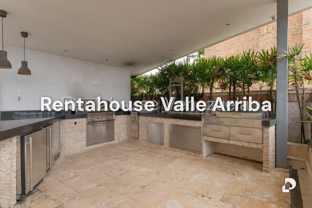 Apartamento en Los Naranjos (del Cafetal), Caracas – 12