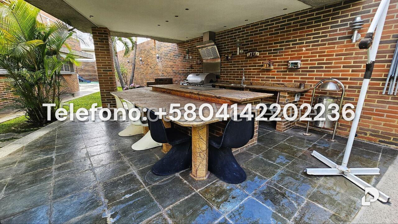 Casa en Cumbres de Curumo, Caracas – 112