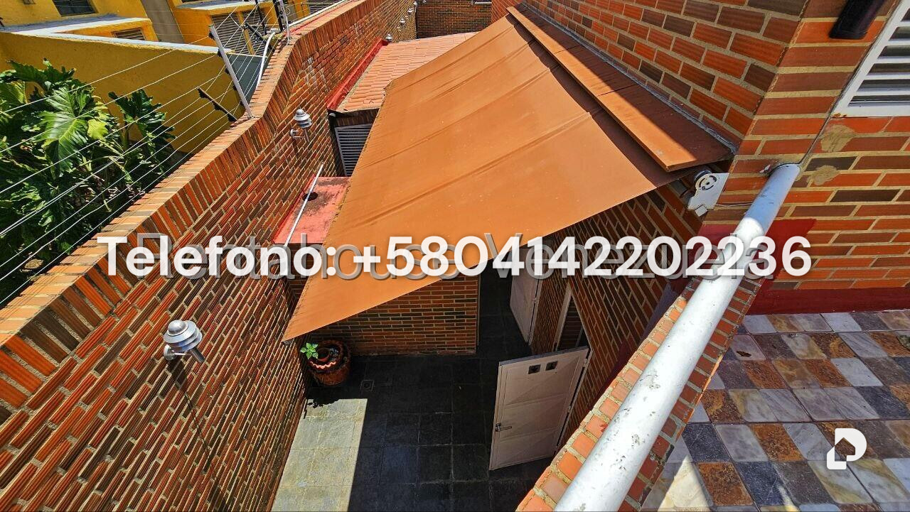 Casa en Cumbres de Curumo, Caracas – 57