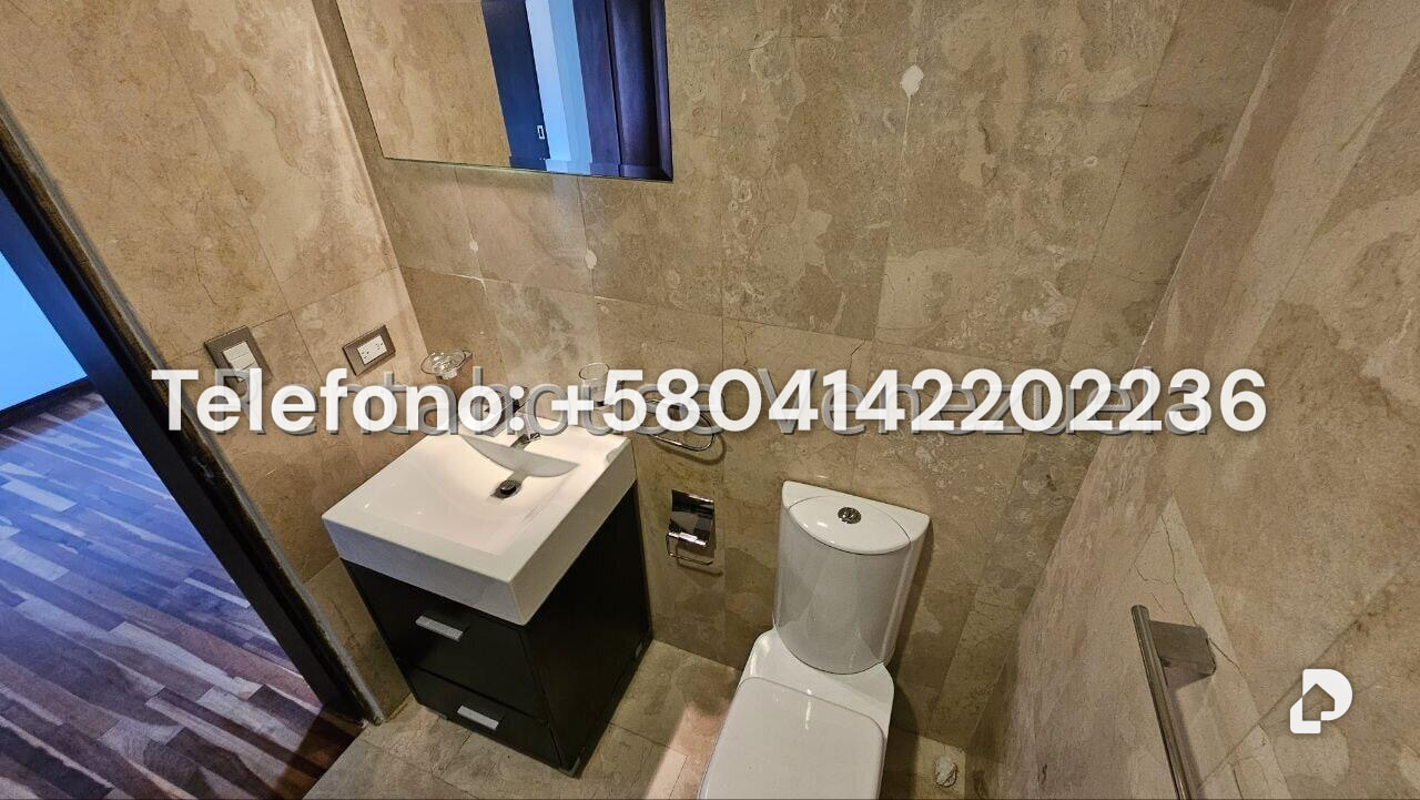 Casa en Cumbres de Curumo, Caracas – 124