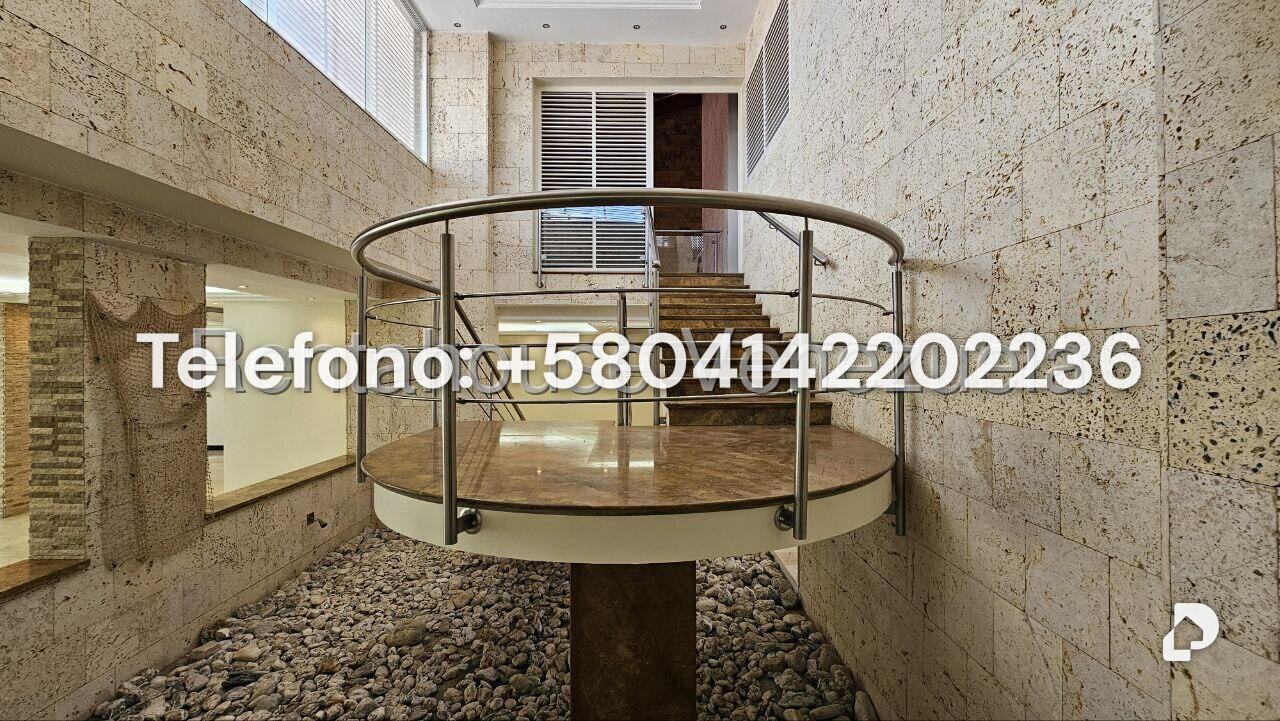 Casa en Cumbres de Curumo, Caracas – 99