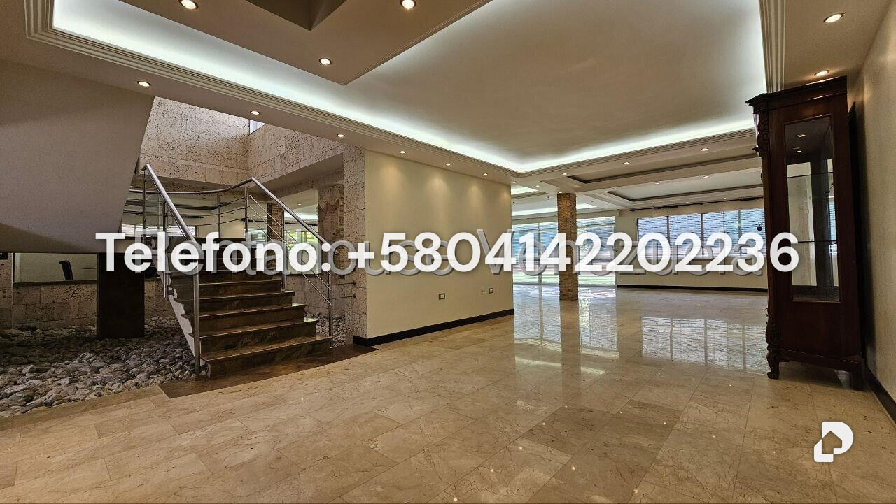 Casa en Cumbres de Curumo, Caracas – 62