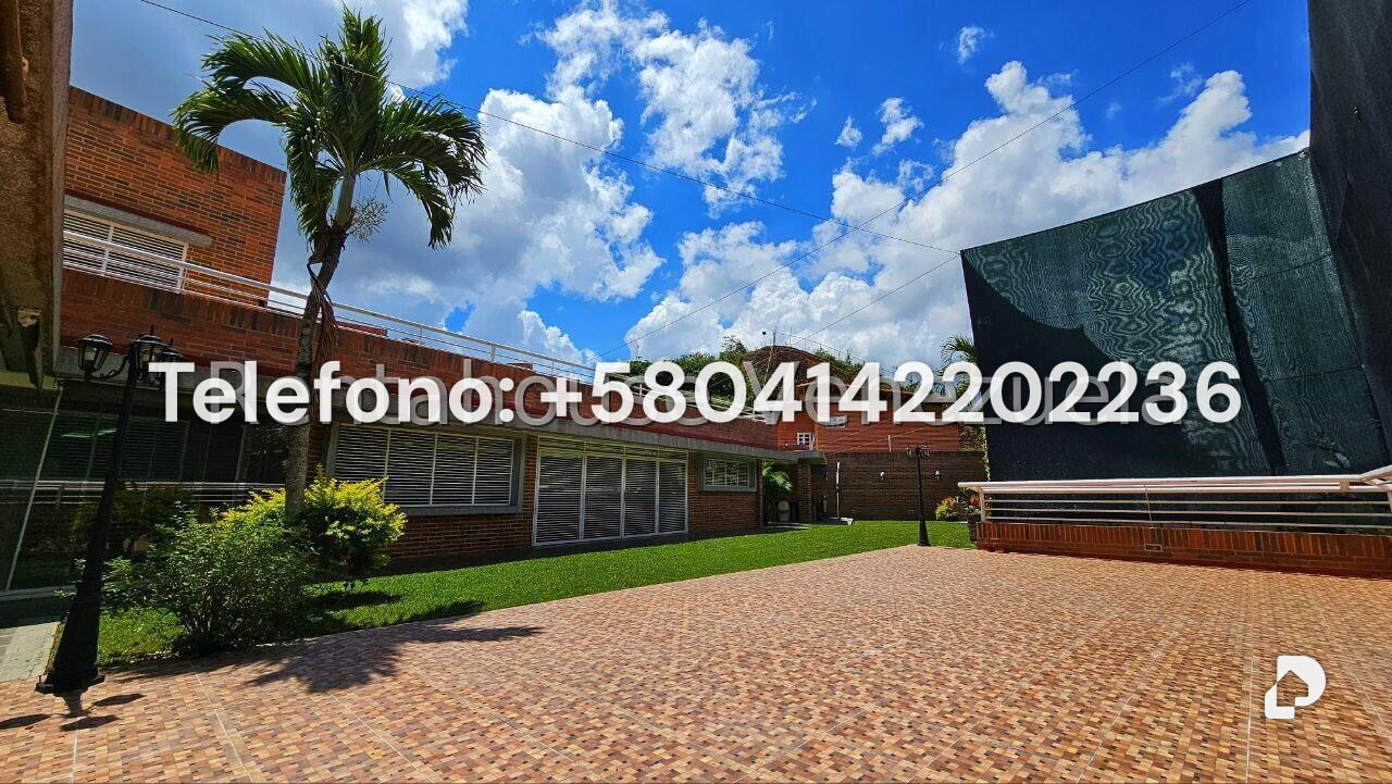 Casa en Cumbres de Curumo, Caracas – 114
