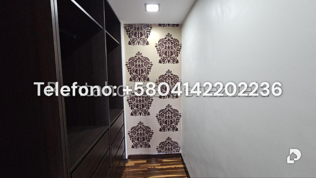Casa en Cumbres de Curumo, Caracas – 16