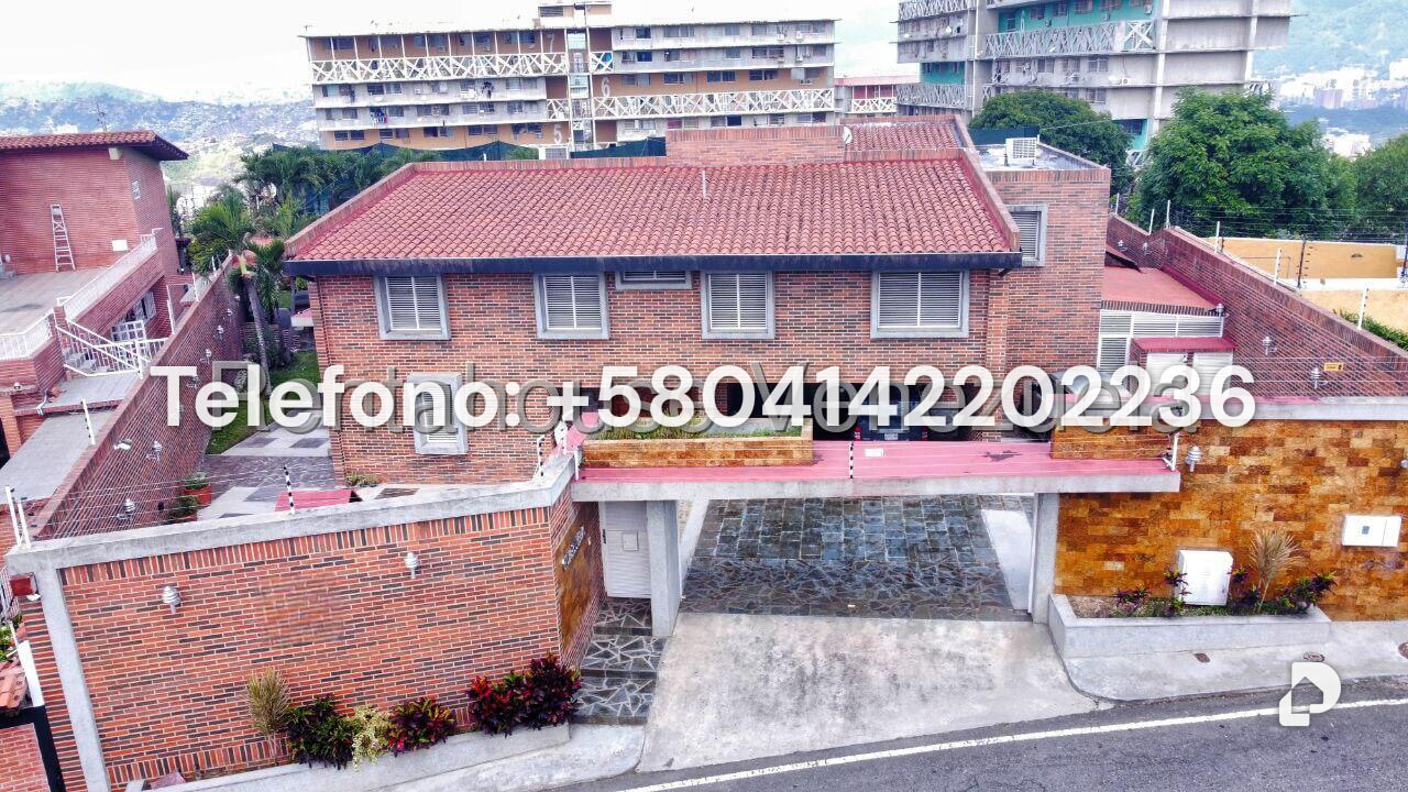 Casa en Cumbres de Curumo, Caracas – 1
