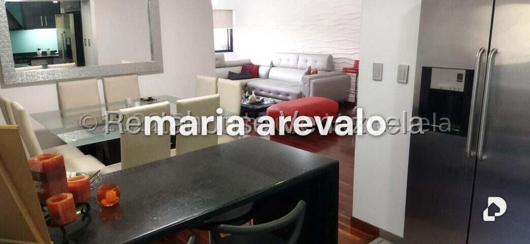 Apartamento en La Bonita, Caracas – 10