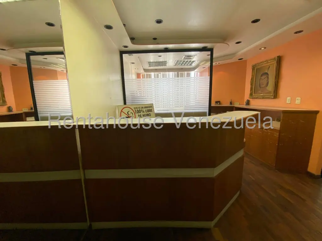 Office in Bello Monte, Caracas - 1