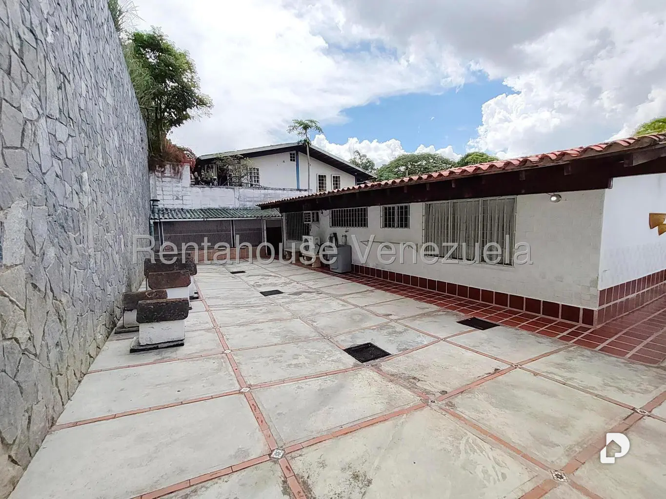 Casa en Prados del Este, Caracas – 16
