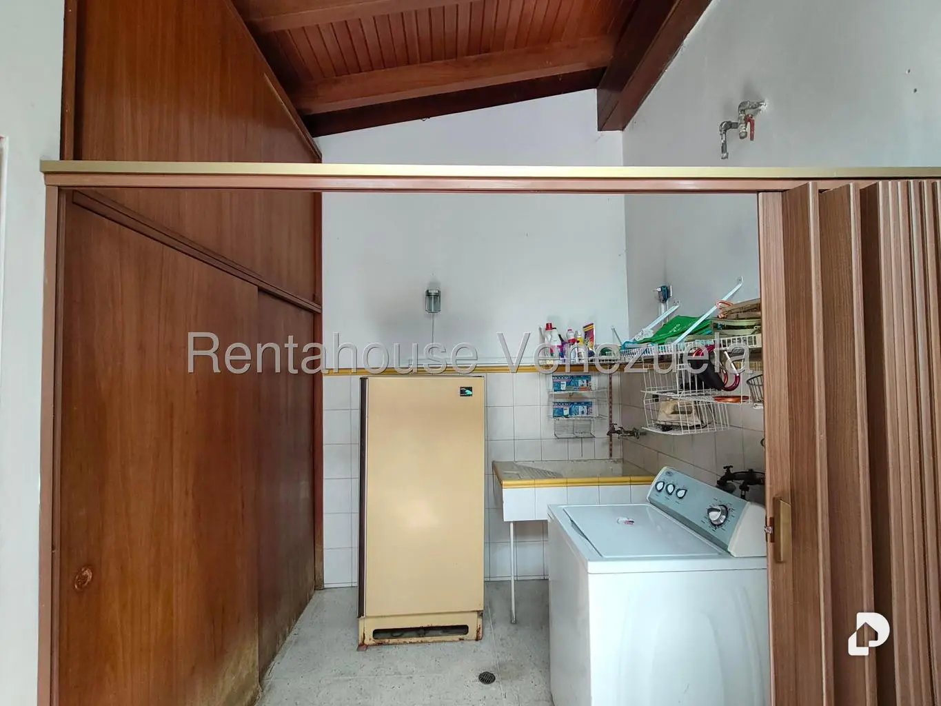 Casa en Prados del Este, Caracas – 26