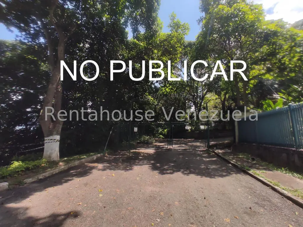 Terreno en Colinas de Bello Monte, Caracas - 1