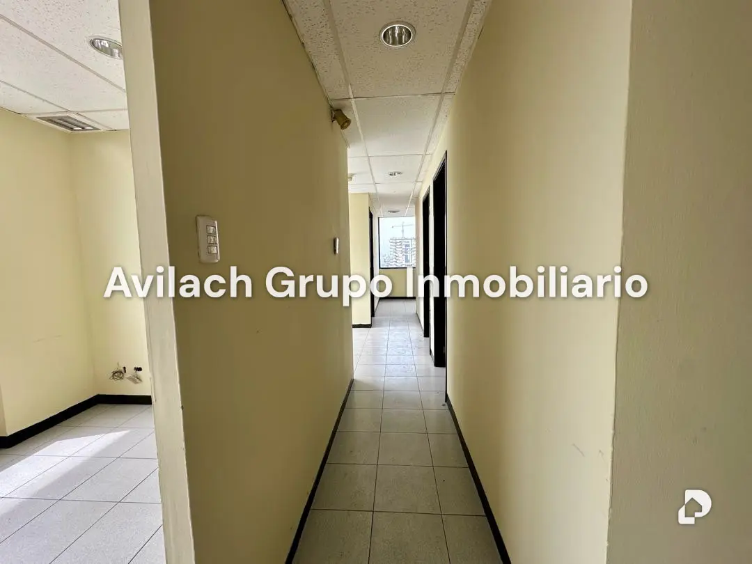 Oficina en Av. Bolívar Norte, Valencia
