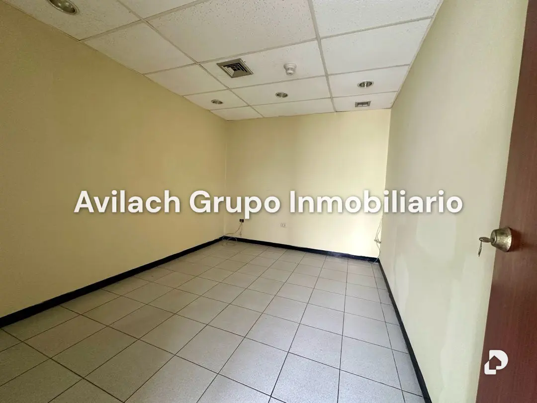 Oficina en Av. Bolívar Norte, Valencia