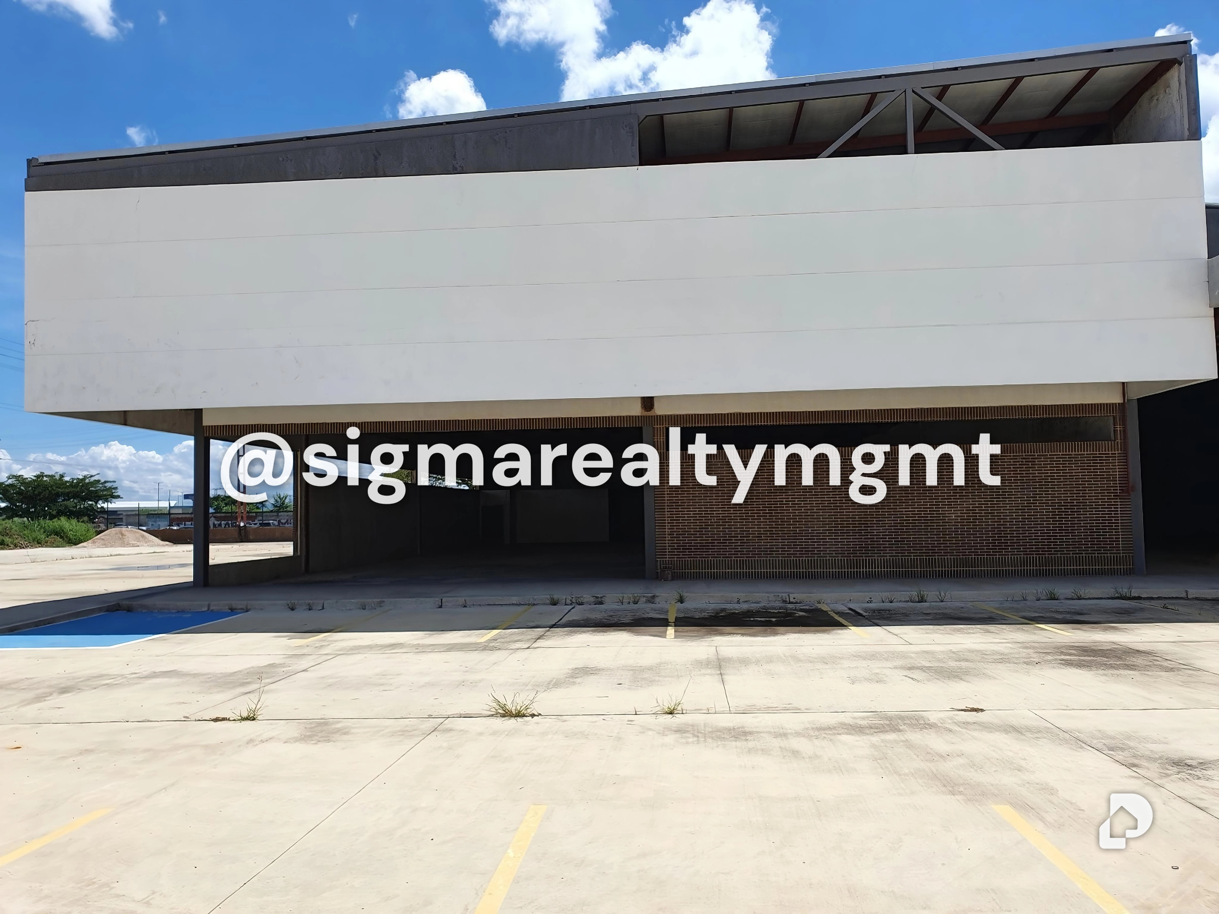 Local comercial en El Recreo, Valencia – 2