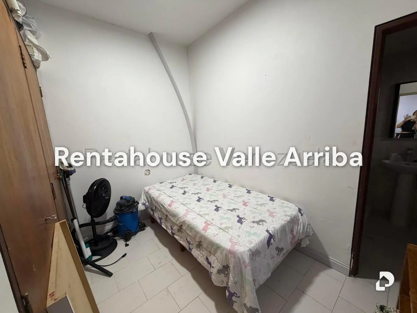 Casa en Lomas de Prados del Este, Caracas – 29