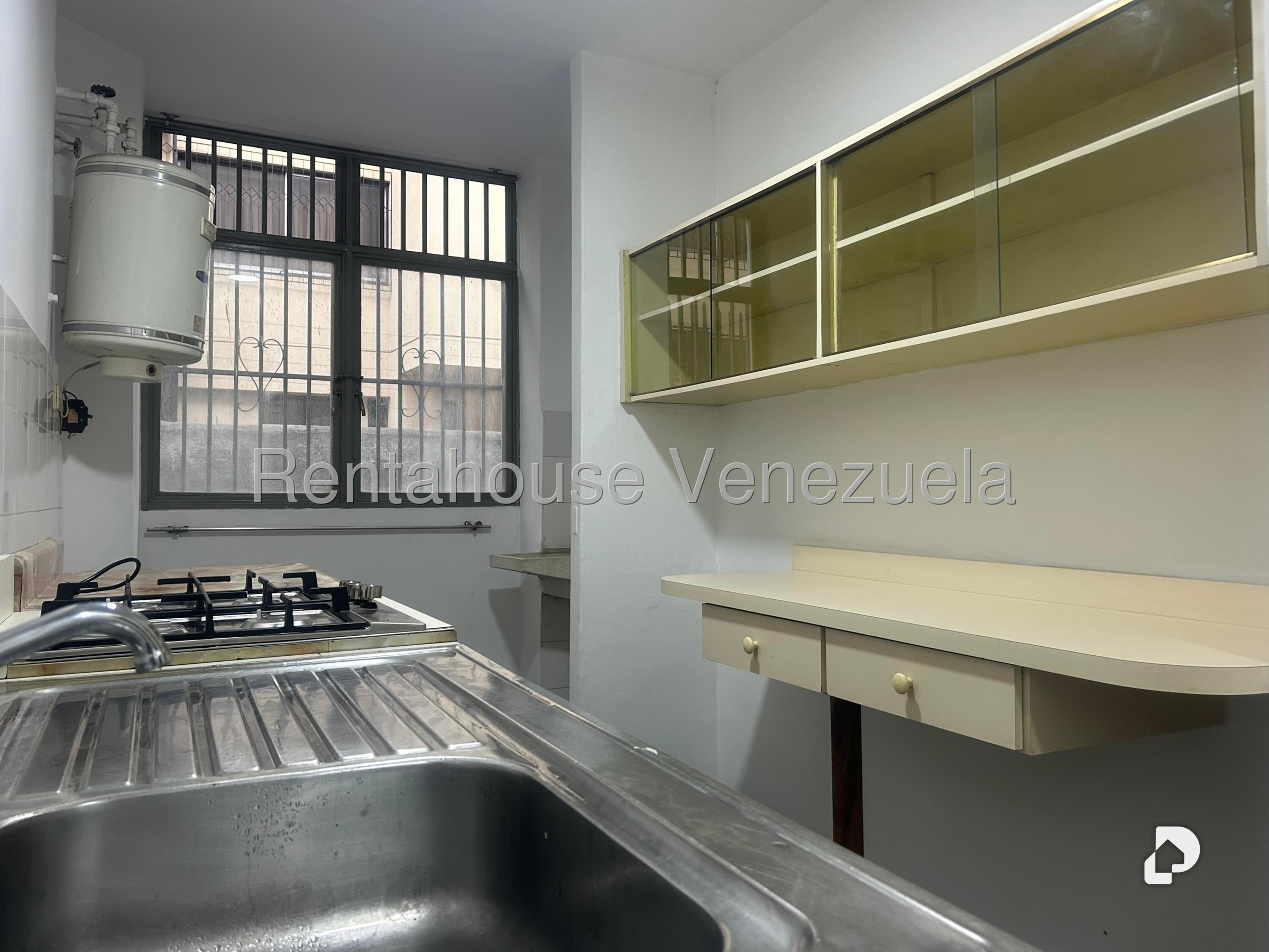 Oficina en Las Acacias, Caracas – 13