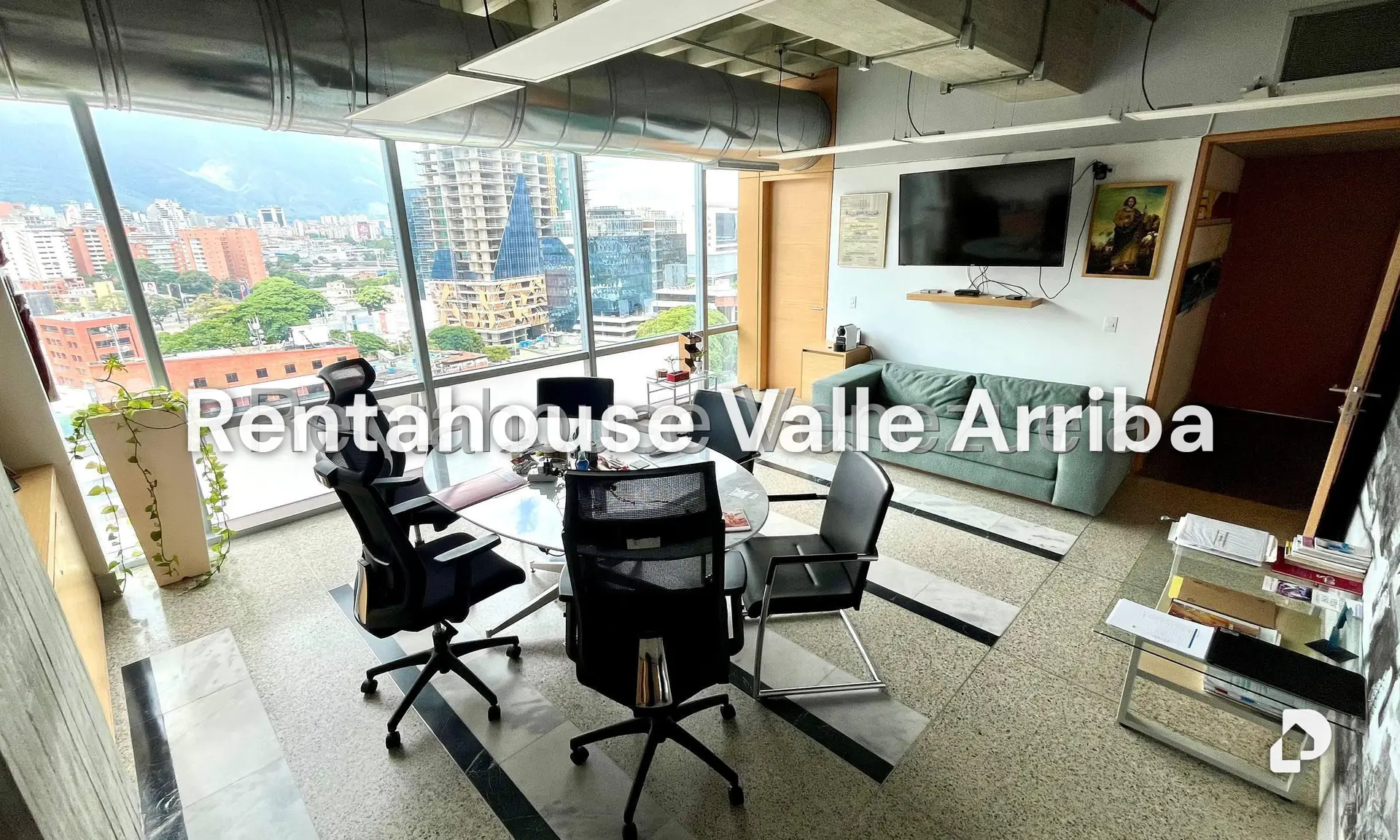 Local comercial en Las Mercedes, Caracas