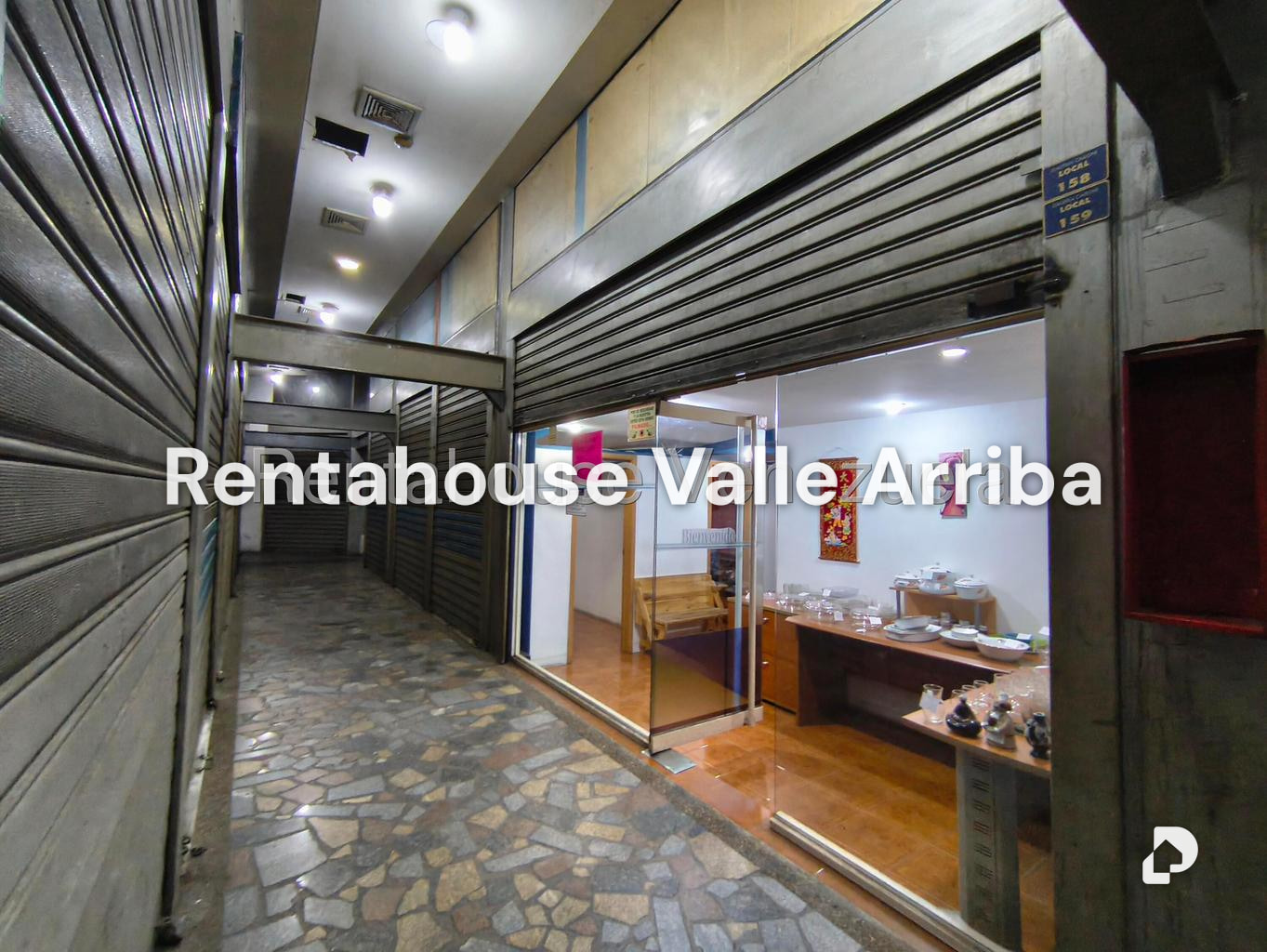 Local comercial en Parroquia Santa Rosalía, Caracas – 1