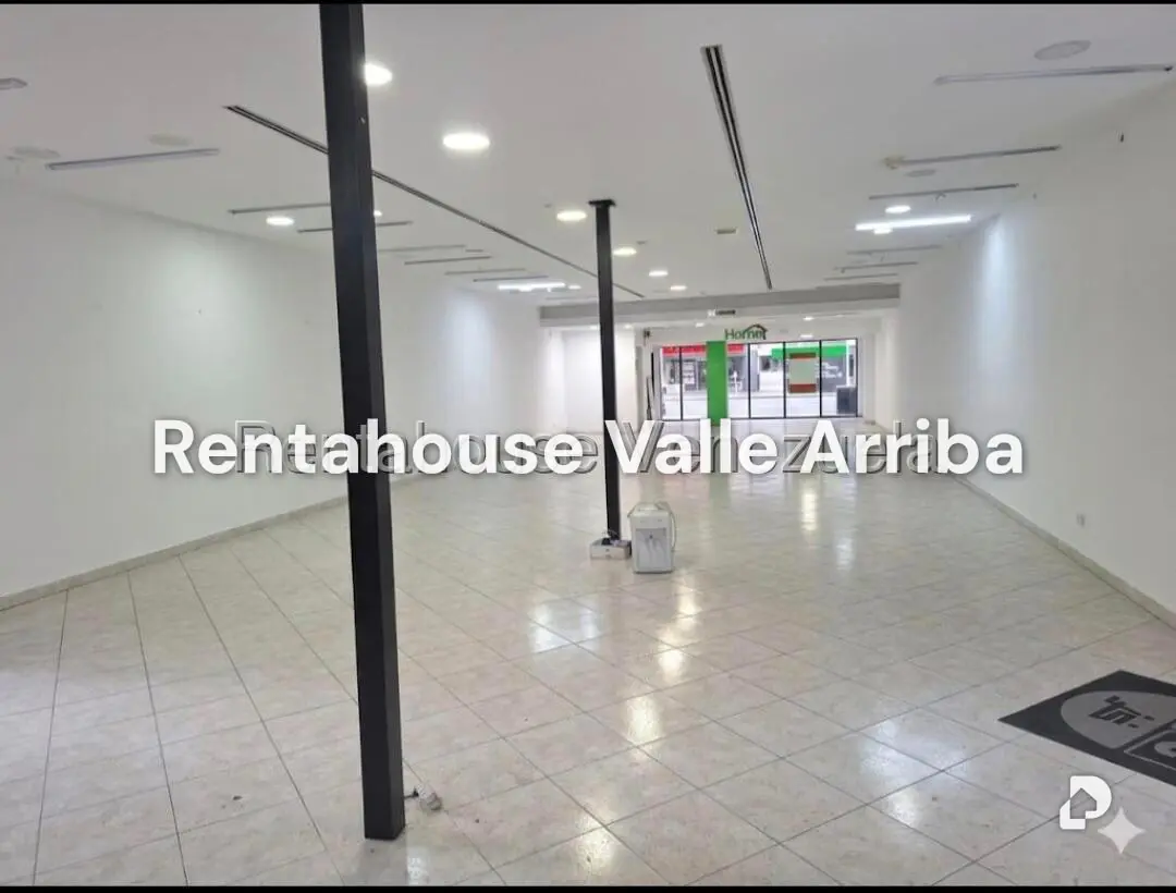 Local comercial en Santa Fe Norte, Caracas – 8