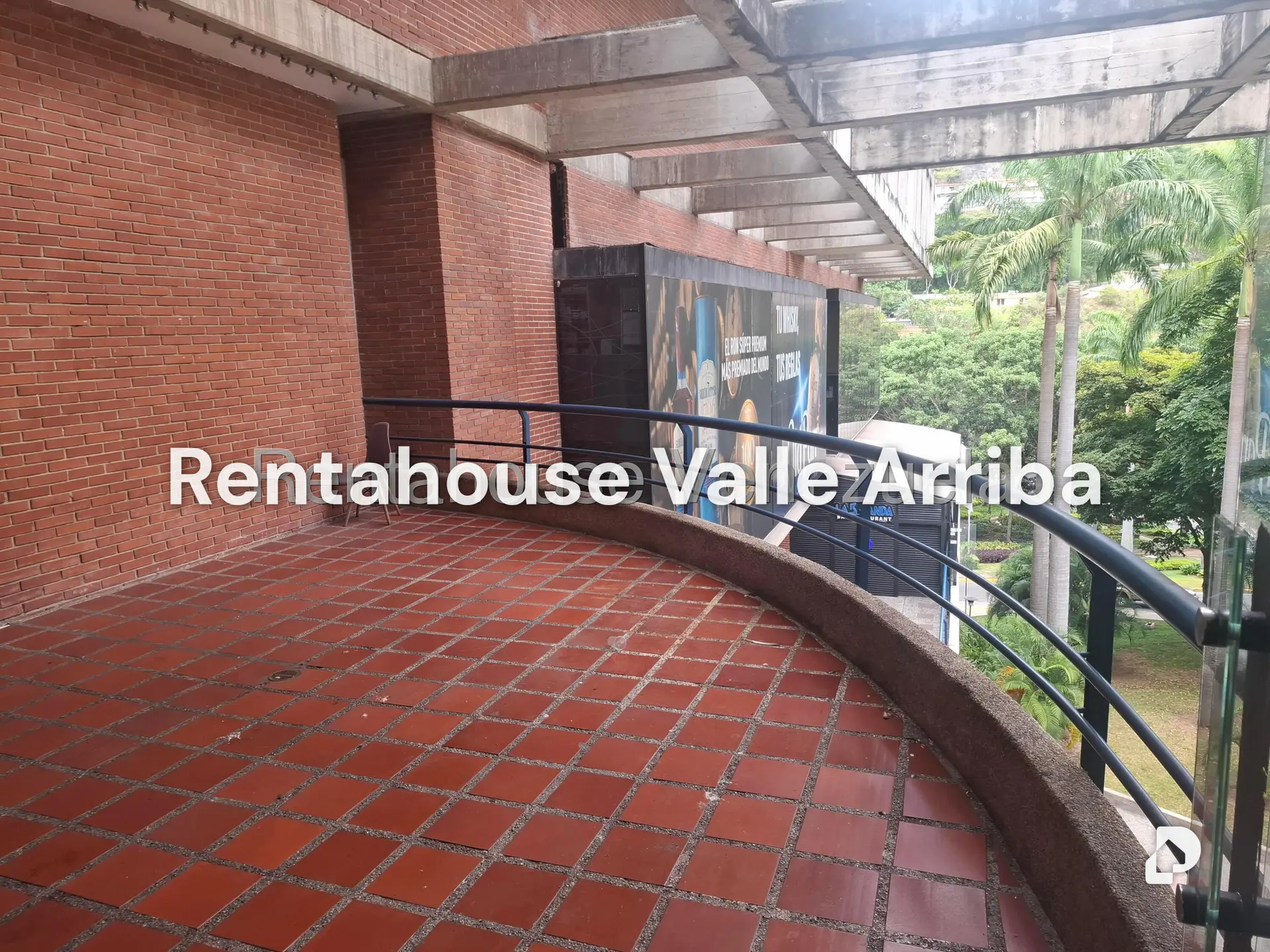 Local comercial en Santa Fe Norte, Caracas – 10