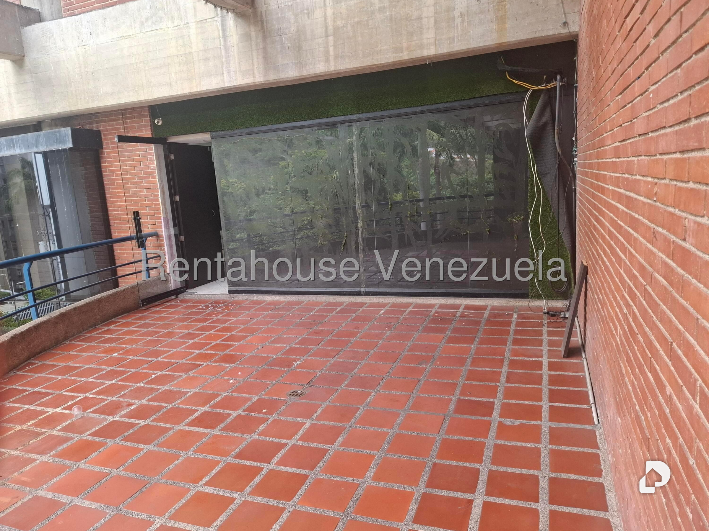 Local comercial en Santa Fe Norte, Caracas – 11