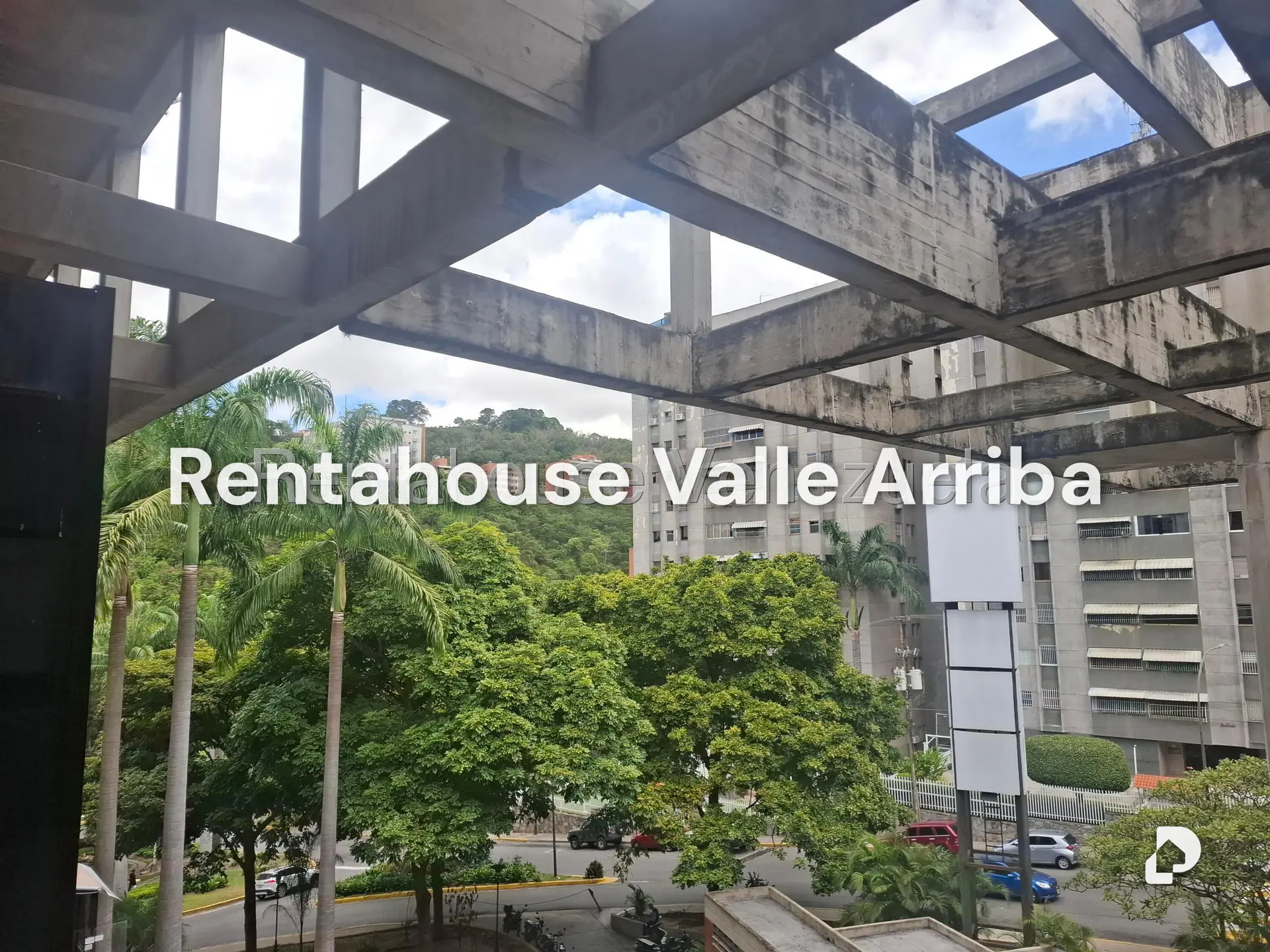 Local comercial en Santa Fe Norte, Caracas – 14
