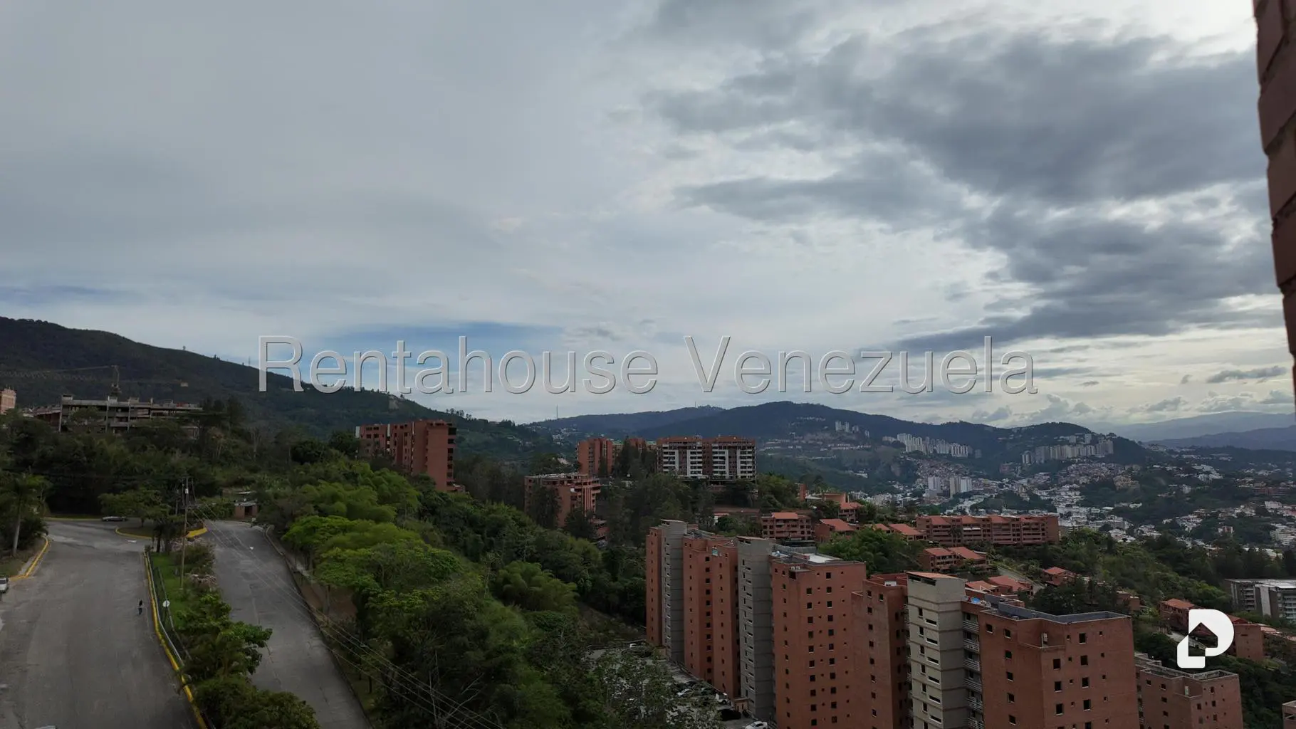 Apartamento en Colinas de La Tahona, Caracas – 13
