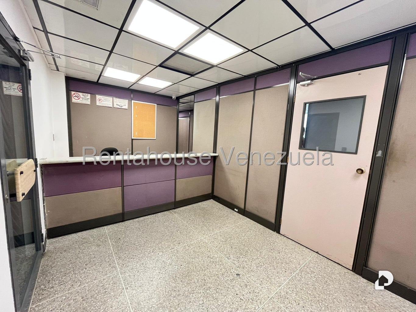 Local comercial en La Urbina, Caracas – 6