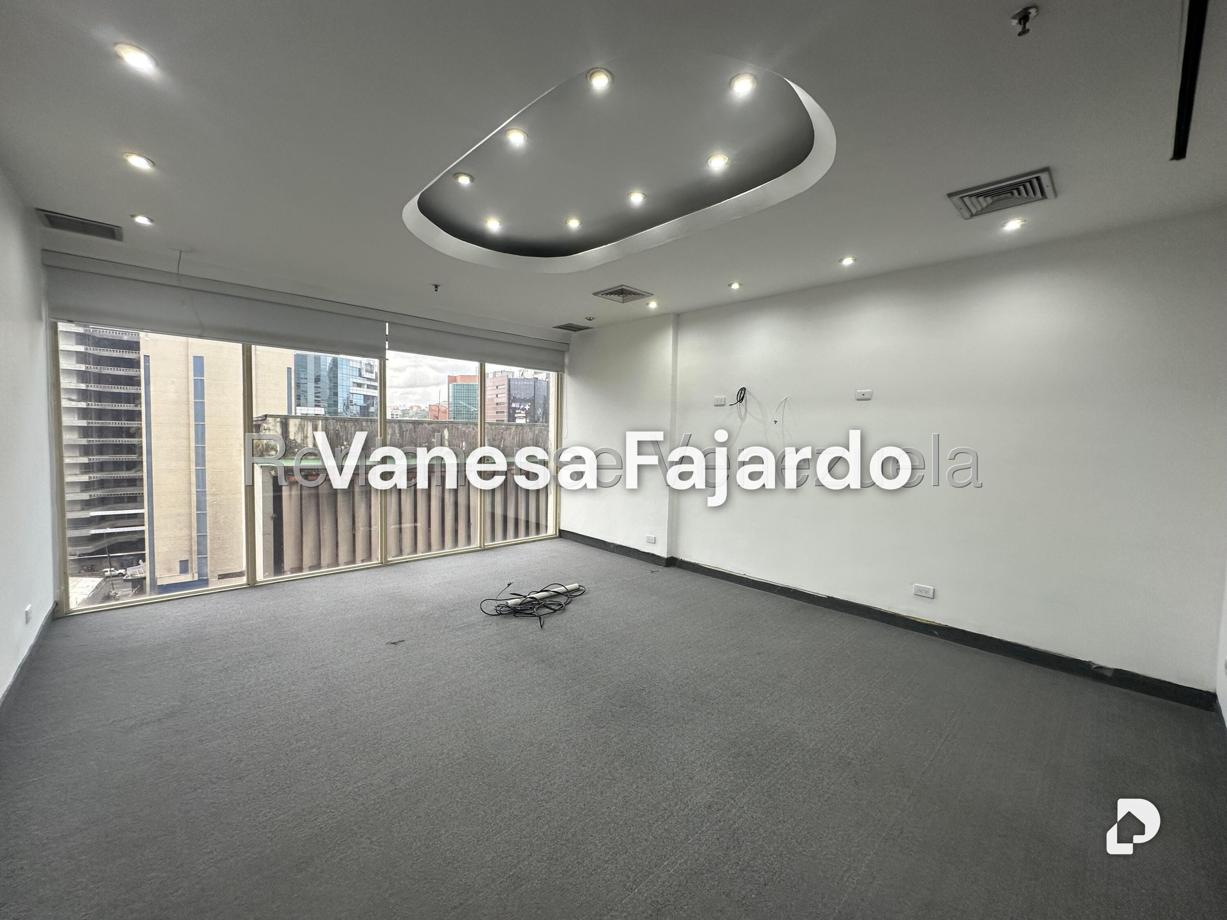 Oficina en El Rosal, Caracas – 27