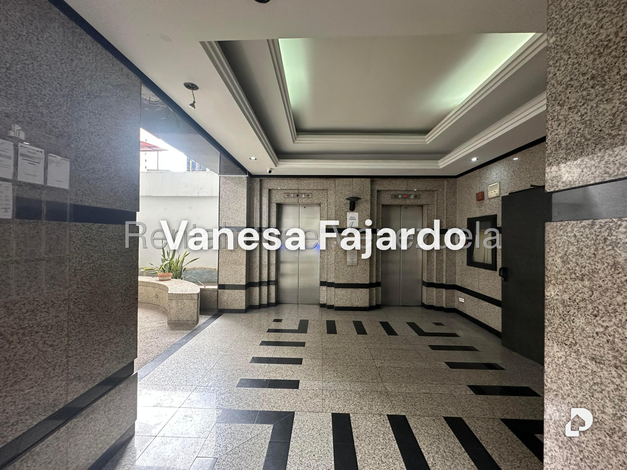 Oficina en El Rosal, Caracas – 1