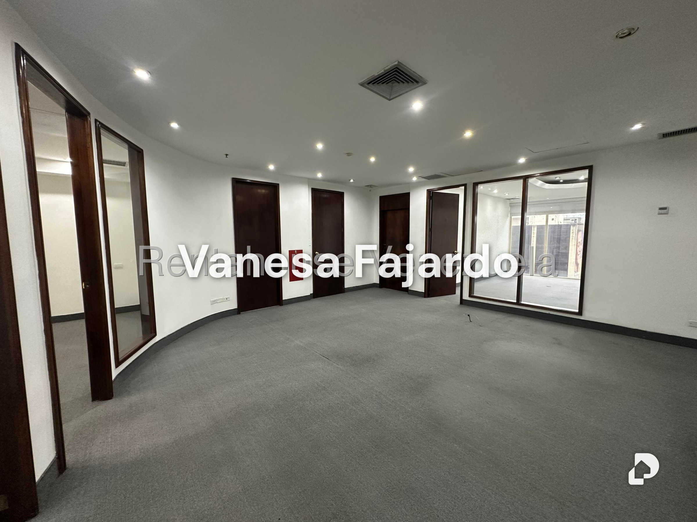 Oficina en El Rosal, Caracas – 23