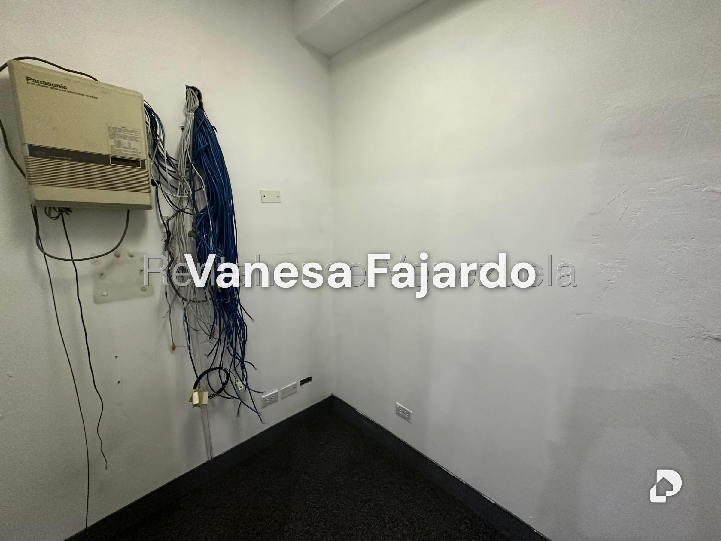 Oficina en El Rosal, Caracas – 26